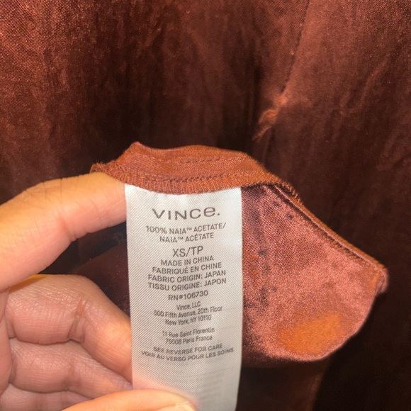 Vince Sleeveless Satin Cinnamon Red Knee Length Crewneck Shift Dress NEW FLAWED - Picture 7 of 11